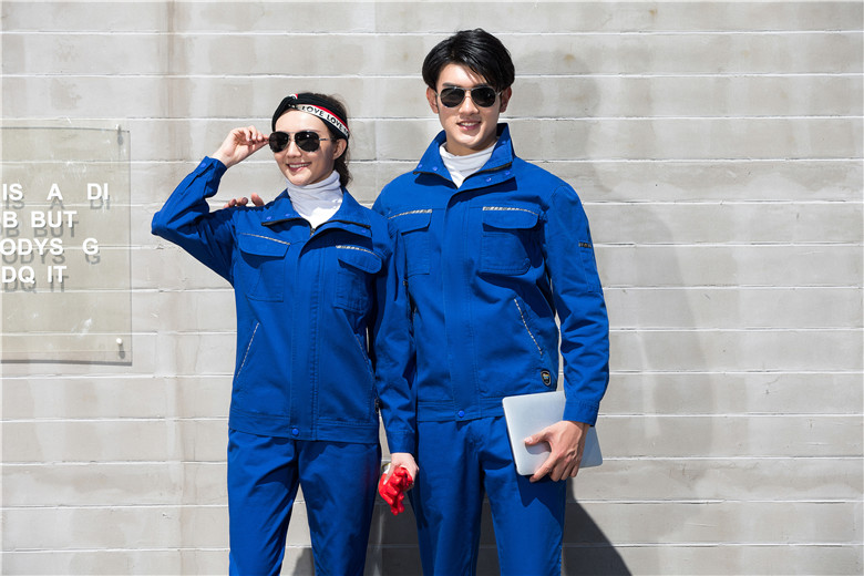 單位定制工作服在哪里定制比較合適？