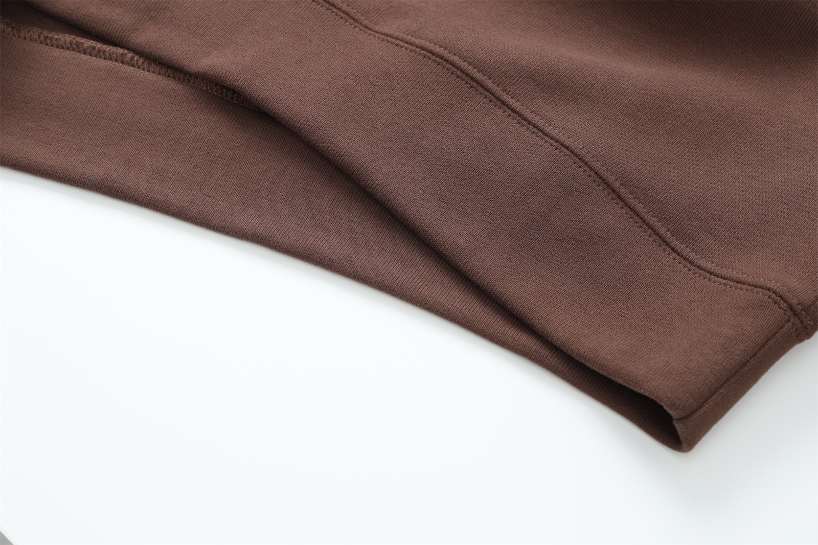 衛(wèi)衣細節(jié)展示