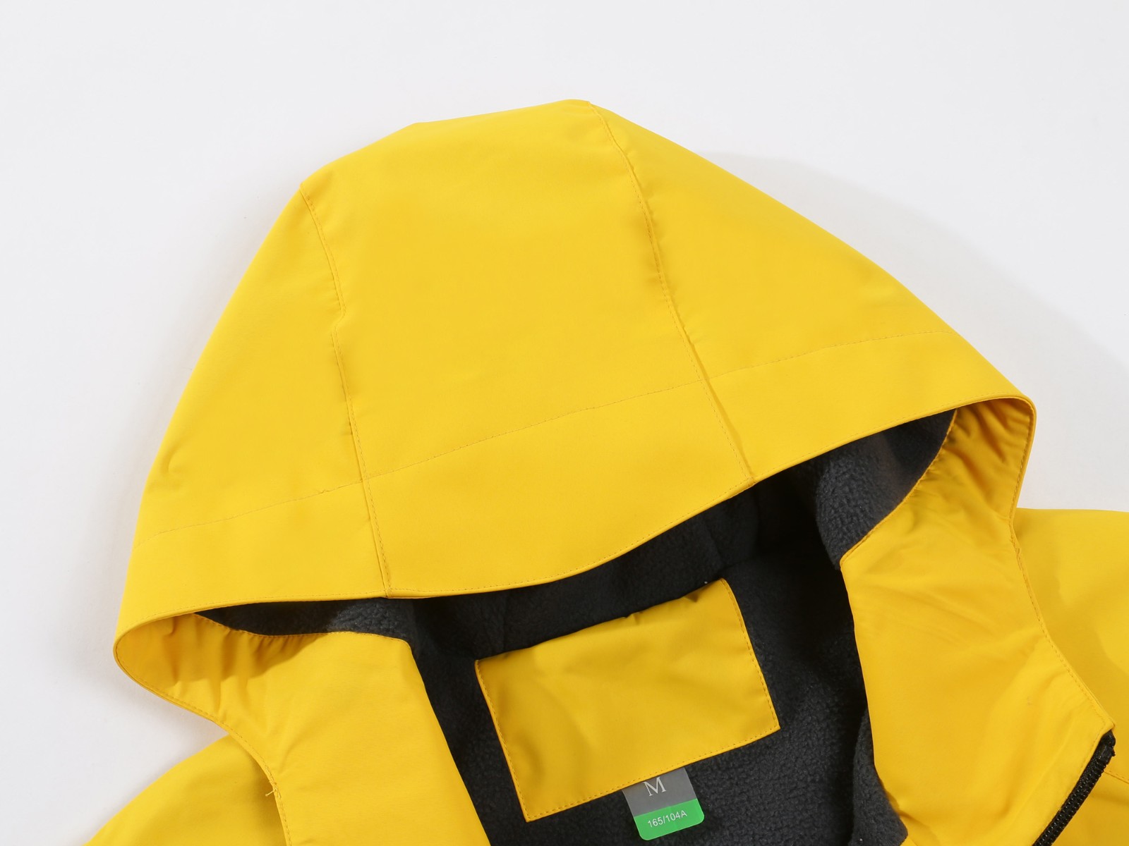 沖鋒衣細節(jié)展示圖